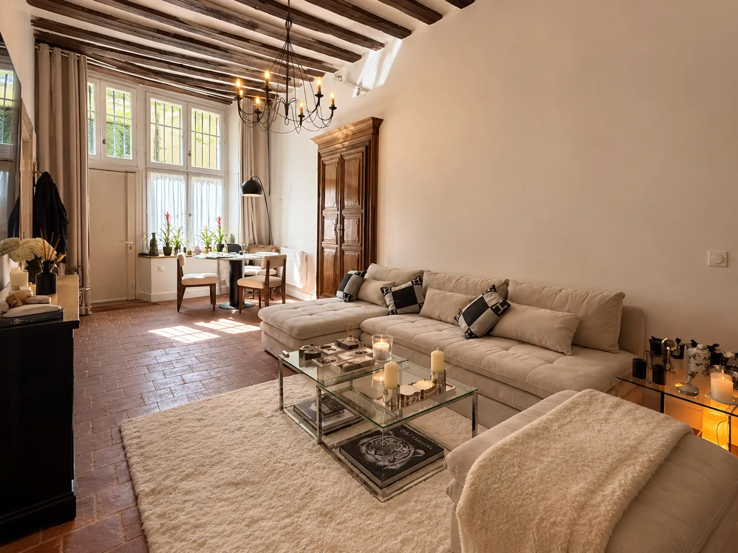 Private house, Saint-Germain-des-Pr&eacute;s, Paris