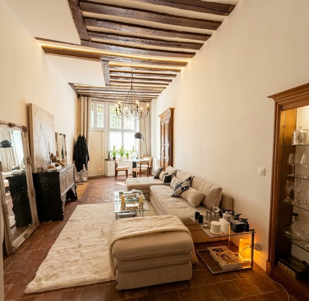 Living room, full view
